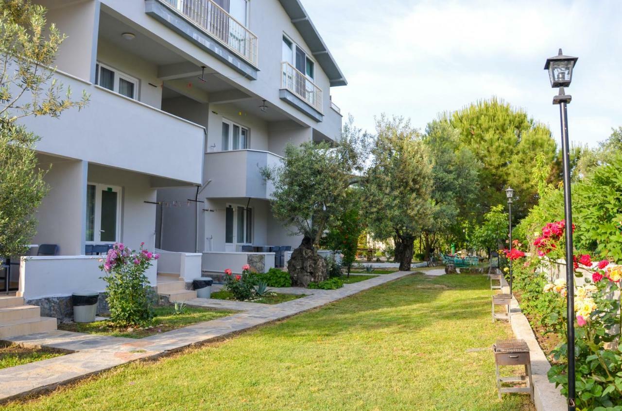 Ergul Motel Küçükkuyu Exterior foto