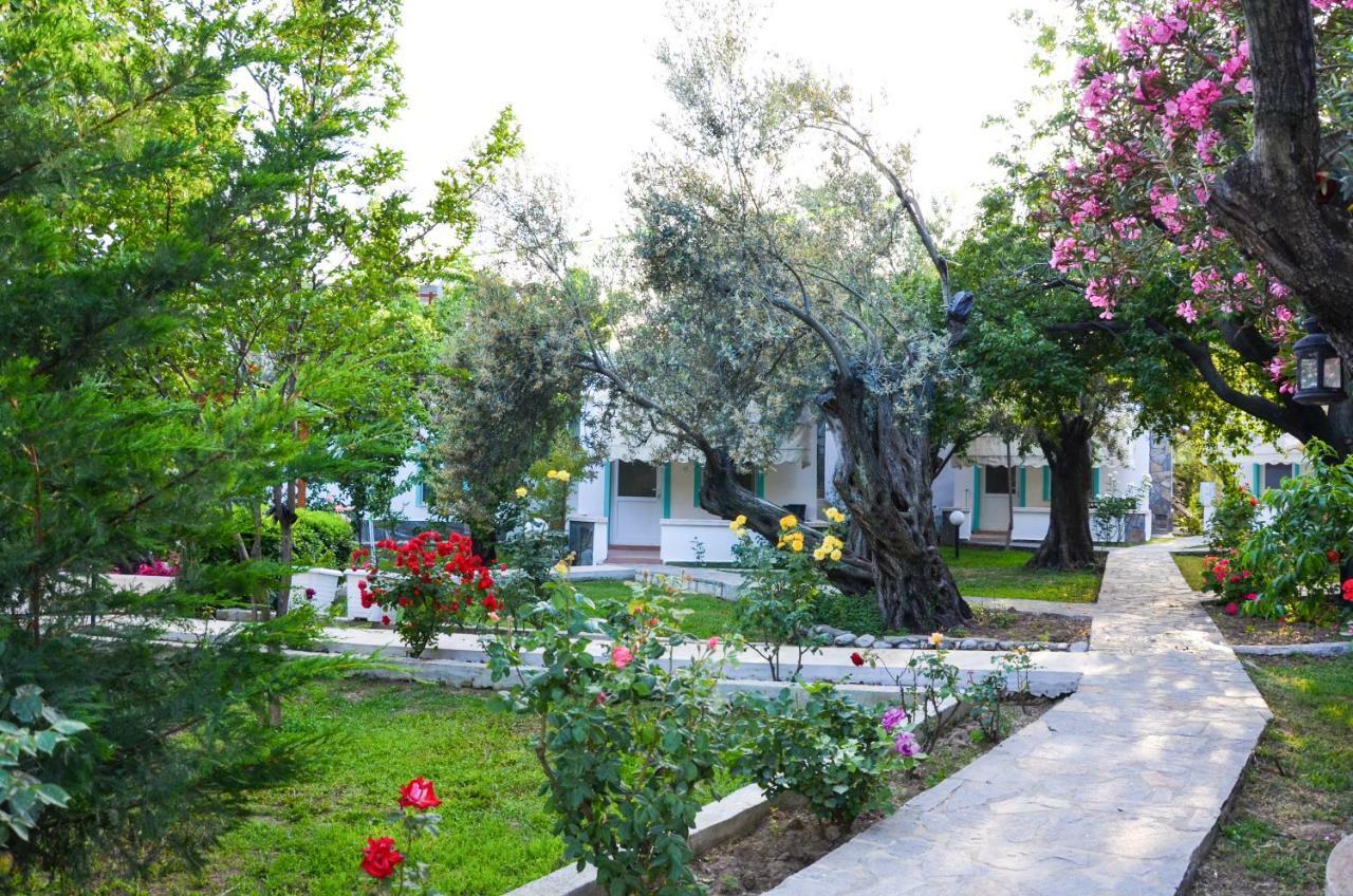 Ergul Motel Küçükkuyu Exterior foto